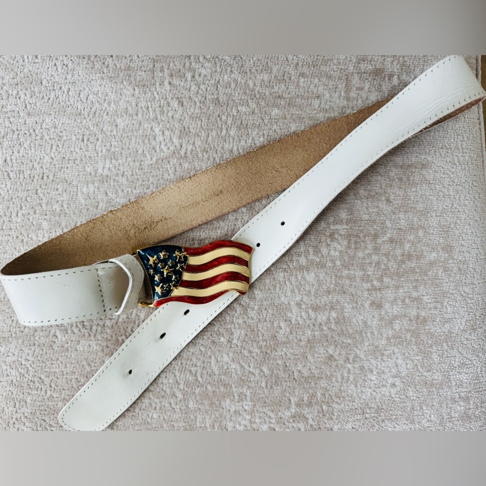 American Flag vintage Day-Lor belt buckle and belt